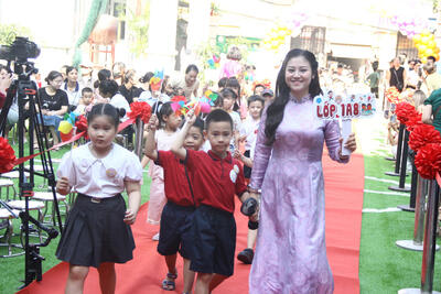 <a href="/chinh-sach2" title="Chính sách" rel="dofollow">Chính sách</a>
