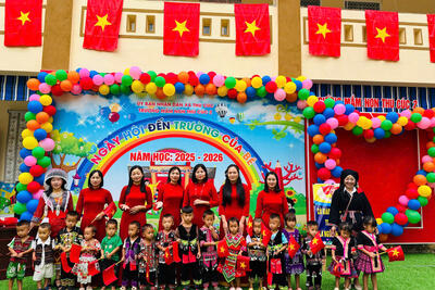 <a href="/chinh-sach2" title="Chính sách" rel="dofollow">Chính sách</a>