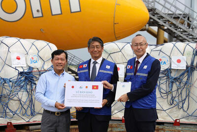 <a href="/tin-tuc" title="Tin tức" rel="dofollow">Tin tức</a>