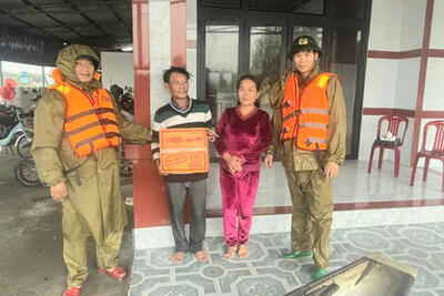 <a href="/tin-tuc" title="Tin tức" rel="dofollow">Tin tức</a>