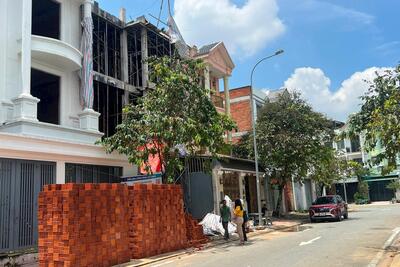 <a href="/chinh-sach2" title="Chính sách" rel="dofollow">Chính sách</a>