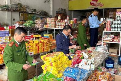 <a href="/thi-truong" title="Thị trường" rel="dofollow">Thị trường</a>