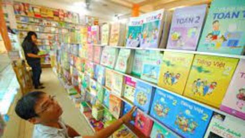 Lựa chọn sách giáo khoa: Chặt chẽ, thận trọng