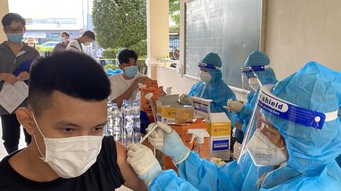 TPHCM: Từ ngày 16 đến 30/4 sẽ tiến hành tiêm vắc xin mũi 1 cho trẻ