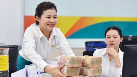 Một ngân hàng gây 'sốc' cho nhân viên được nghỉ sinh nhật hưởng nguyên lương