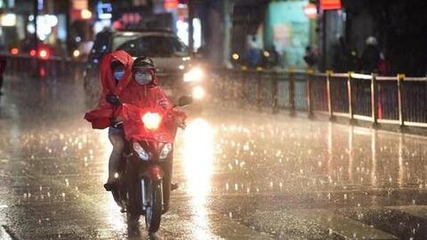 Đợt mưa này kéo dài tới ngày nào ở Hà Nội và các tỉnh miền Bắc, miền Trung?