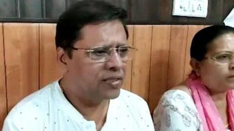 Hy hữu: Bố mẹ kiện con trai 650.000 USD vì không chịu sinh cháu