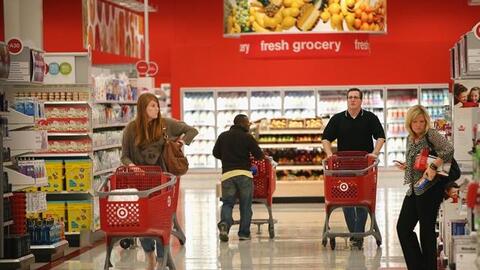 Doanh nghiệp Mỹ 'đại hạ giá' hàng hóa vì trót tích trữ quá nhiều