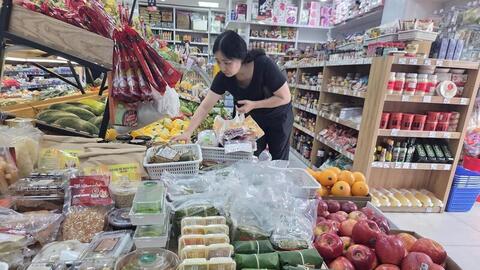 Thị trường thực phẩm dịp Rằm tháng Giêng ổn định, nguồn cung dồi dào