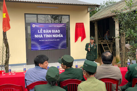 Công ty Thủy điện Quảng Trị bàn giao 2 nhà tình nghĩa cho hộ gia đình chính sách