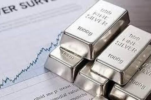 Giá bạc hôm nay 9/12/2025: Bạc sụt giảm