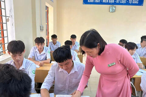 Nóng trong tuần: Sắp xếp cơ sở giáo dục; công bố nhiều dự thảo văn bản quy phạm pháp luật