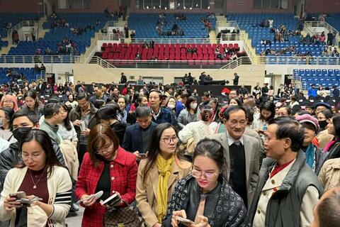 Ngọc Việt Corporation nói gì về vụ hoãn đêm nhạc Về đây bốn cánh chim trời