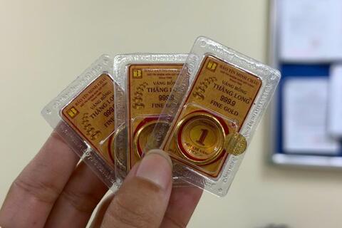 Giá vàng tiến gần mốc 5.000 USD/ounce giữa bất ổn thế giới