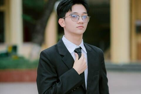 Thành tích ấn tượng của nam sinh Hải Phòng phá kỉ lục kì thi đánh giá tư duy