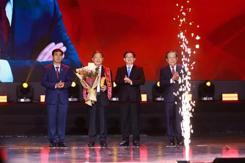 Giải thưởng 'Tinh hoa Pháp lý 2026' vinh danh 4 cá nhân tiêu biểu ngành luật