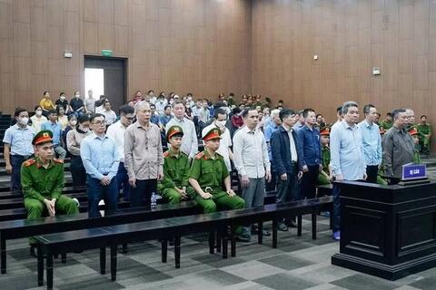 Doanh nghiệp khai chi tiền để 'trúng thầu'