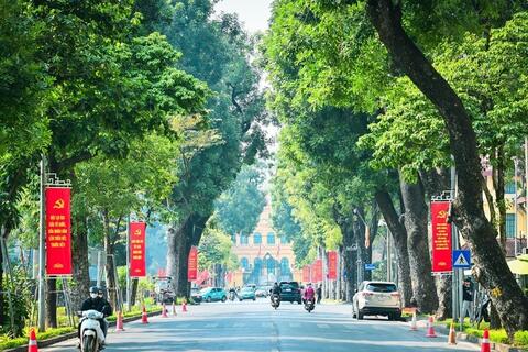 Dự báo thời tiết ngày 2/4: Bắc Bộ nắng nhẹ, Nam Bộ nắng nóng gay gắt