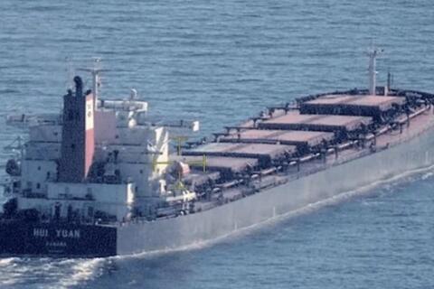 Thụy Điển chặn tàu xả cặn than Nga xuống Biển Baltic