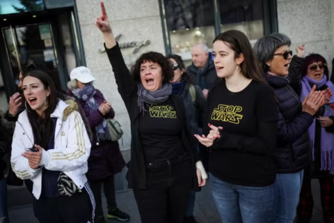 Mỹ đã đẩy châu Âu vào tình thế tuyệt vọng