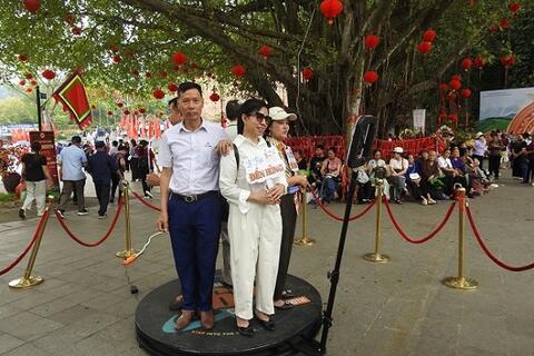 Góc check-in mới toanh hút khách ở Lễ hội Đền Hùng 2026