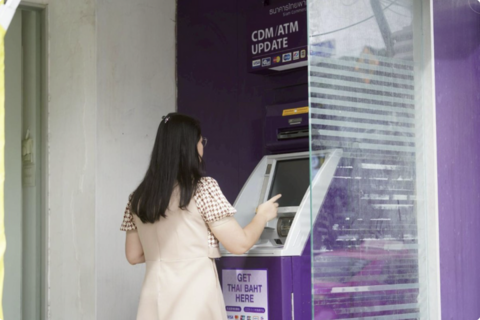 Các ngân hàng Thái Lan xoay trục khi phí dịch vụ được điều chỉnh