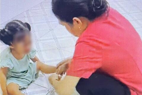 Công an vào cuộc vụ bảo mẫu bắn dây thun, đánh trẻ tại trường mầm non ở TPHCM