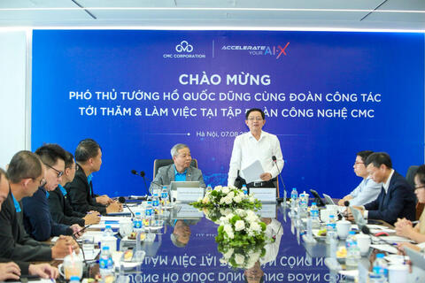 Phó Thủ tướng Hồ Quốc Dũng thăm và làm việc tại Tập đoàn Công nghệ CMC