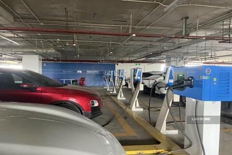 Đề xuất nhiều quy chuẩn về trụ sạc, trạm sạc xe điện