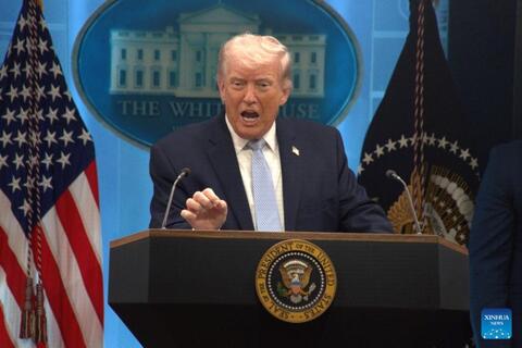 Ông Trump đề xuất đổi tên Thái Bình Dương thành Đại dương Mỹ, nói châu Âu sẽ thích