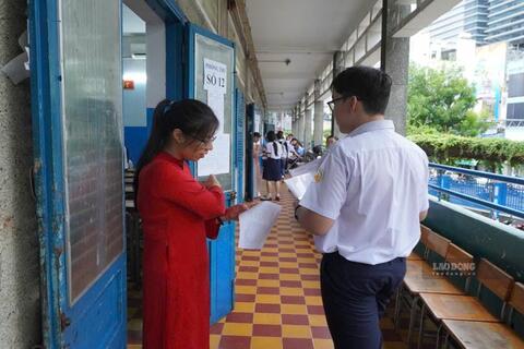 TPHCM thêm 40.000 học sinh lớp 9, áp lực vào lớp 10 công lập tăng mạnh