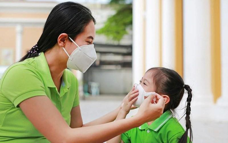 Chuyên gia WHO giải đáp những thắc mắc về dịch Covid-19