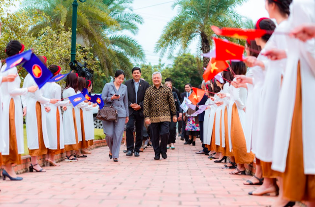 Sự kiện Gặp gỡ Đại sứ ASEAN và Tập đoàn TH được tổ chức tại thủ phủ bò sữa của TH - Ảnh 1. Sự kiện Gặp gỡ Đại sứ ASEAN và Tập đoàn TH được tổ chức tại thủ phủ bò sữa của TH - Ảnh 1.