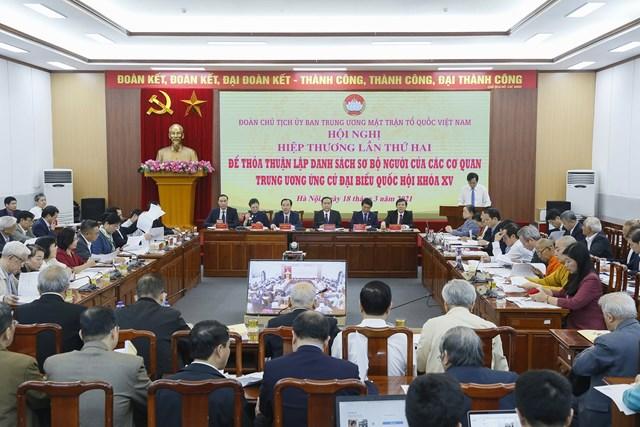 Thủ tướng Nguyễn Xuân Phúc được giới thiệu ứng cử Quốc hội ở khối Chủ tịch nước - Ảnh 2. Thủ tướng Nguyễn Xuân Phúc được giới thiệu ứng cử Quốc hội ở khối Chủ tịch nước - Ảnh 2.