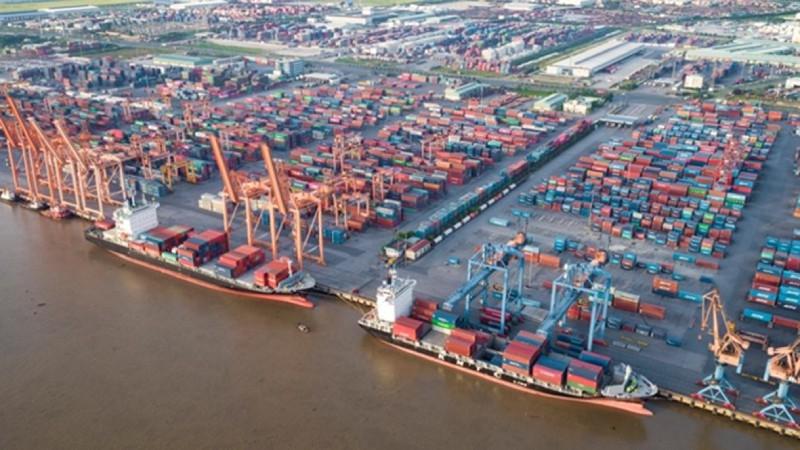 Tái cơ cấu doanh nghiệp hàng hải: Bán tàu lỗ, cổ phần hóa doanh nghiệp yếu