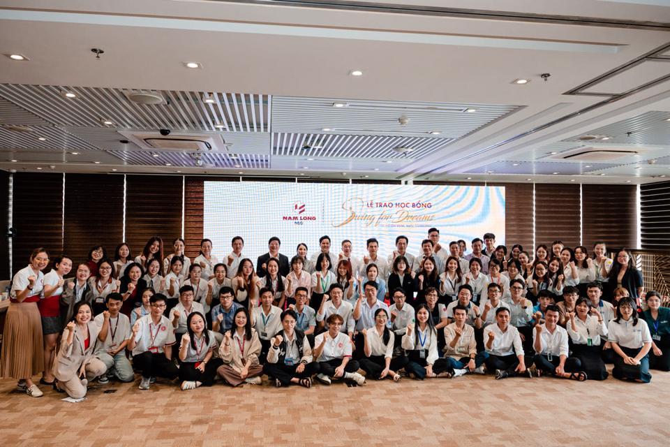Nam Long  trao 64 suất học bổng “Swing for Dreams  trị giá 640 triệu đồng   - Ảnh 1