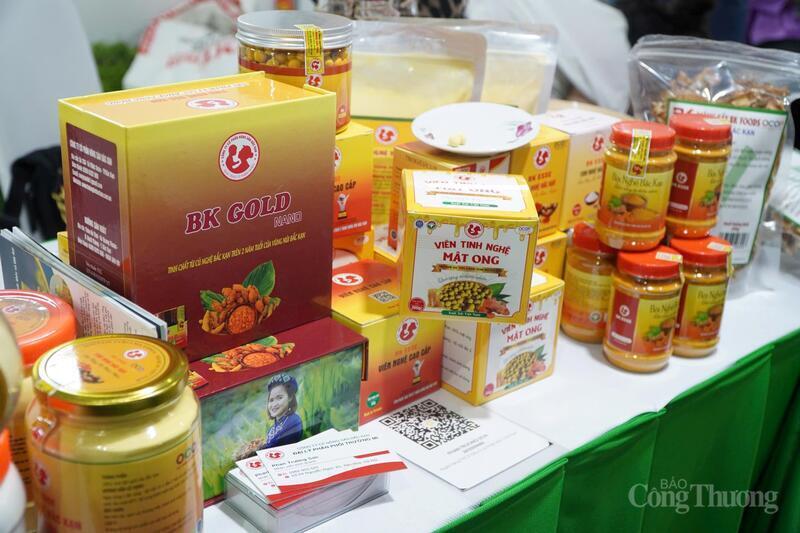 Các sản phẩm tinh bột nghệ, tinh nghệ mật ong của Đại lý phân phối Trường Mi