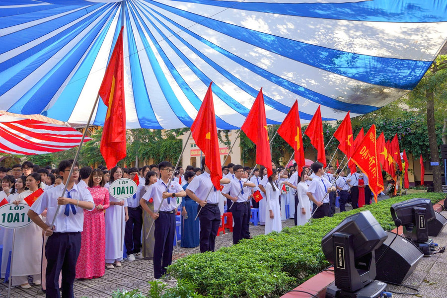 Học sinh Trường THPT Châu Văn Liêm trong lễ khai giảng năm học 2025 - 2026. chau-van-liem.jpg