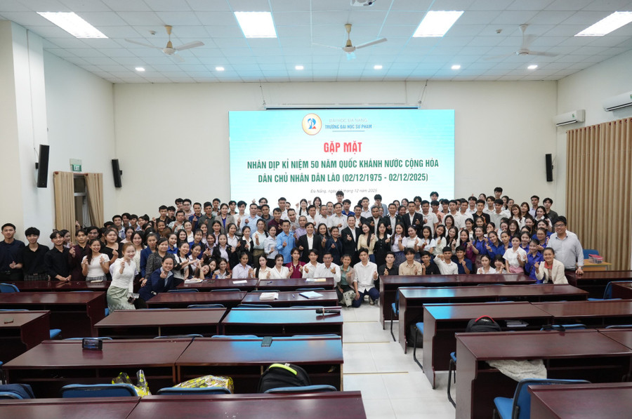 Trường Đại học Sư phạm (Đại học Đà Nẵng) tổ chức buổi gặp mặt dành cho lưu học sinh Lào.