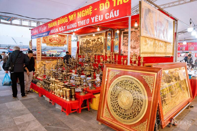 Sôi động hội chợ xúc tiến thương mại và sản phẩm OCOP tại Hưng Yên - 8