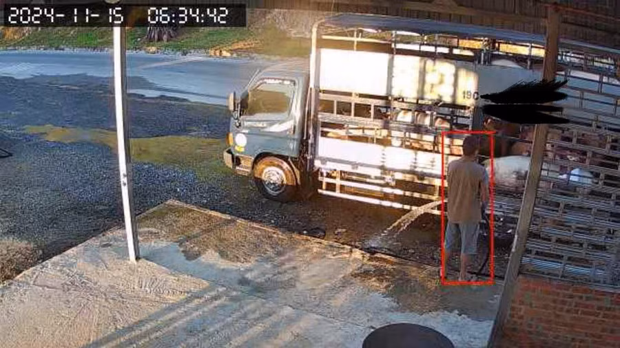 Nhà xe có số điện thoại: 098xxxx201 (giới thiệu ở Thuận Châu, Sơn La) từng bị