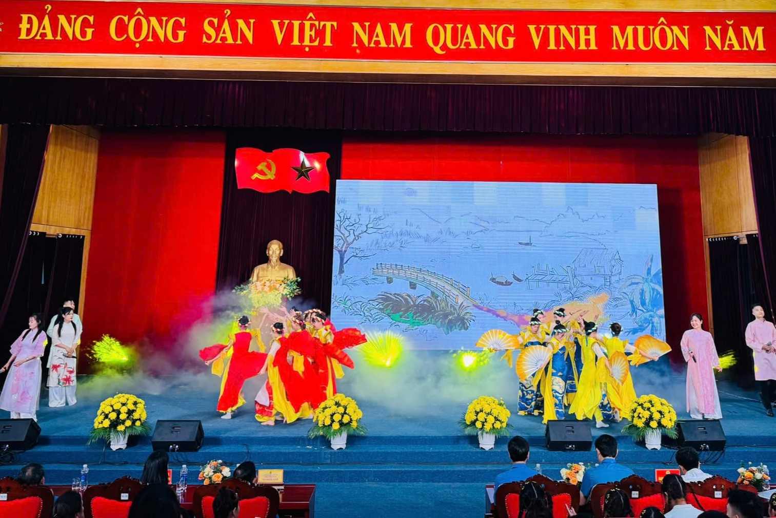 Các tiết mục mang đầy tính nghệ thuật, được dàn dựng công phu. Ảnh: LĐLĐ tỉnh