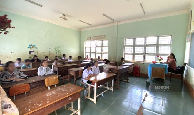 Giáo dục 24h: Một địa phương thiếu hơn 4.500 giáo viên sau sắp xếp trường lớp