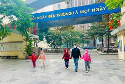 Trường học lùi thời gian vào lớp vì thời tiết lạnh sâu