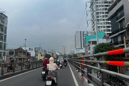 Nguyên nhân TPHCM se lạnh, có mưa hôm nay