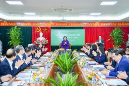 Thống đốc Nguyễn Thị Hồng chủ trì phiên họp thường kỳ của Hội đồng Quản trị Ngân hàng Chính sách xã hội Việt Nam