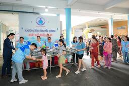 Shinhan Life Việt Nam mang “Xuân Diệu Kỳ” tới trẻ em kém may mắn dịp Tết