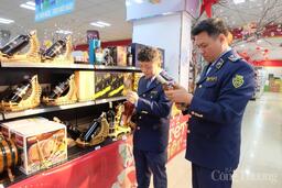 Lai Châu: Hàng Tết dồi dào, thị trường ổn định