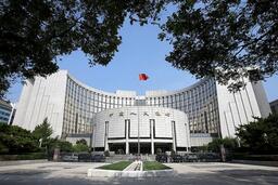 Trung Quốc giữ nguyên lãi suất cho vay chuẩn trong bối cảnh phát tín hiệu chấp nhận đồng Nhân dân tệ mạnh hơn