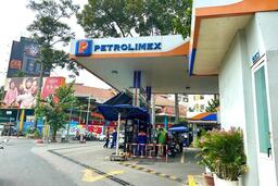 TP. Hồ Chí Minh: Thị trường xăng dầu ổn định